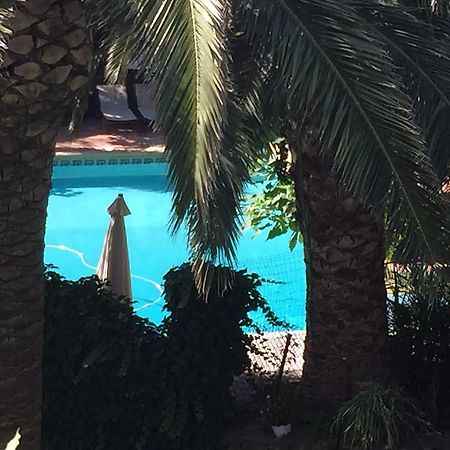 Domaine Saint Nicolas Bed and Breakfast Περπινιάν Εξωτερικό φωτογραφία