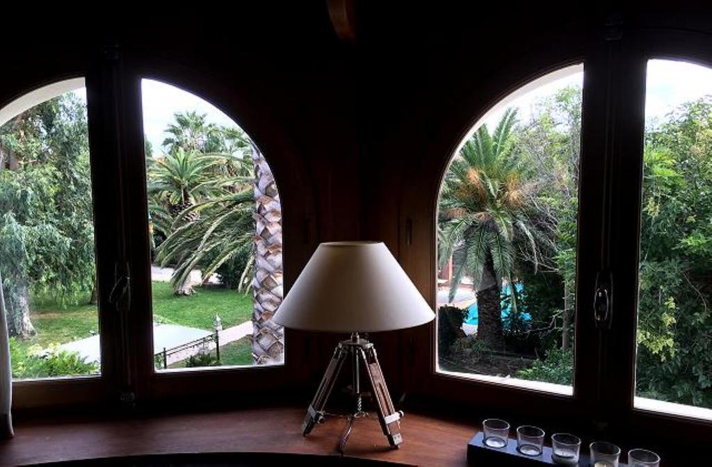 Domaine Saint Nicolas Bed and Breakfast Περπινιάν Δωμάτιο φωτογραφία